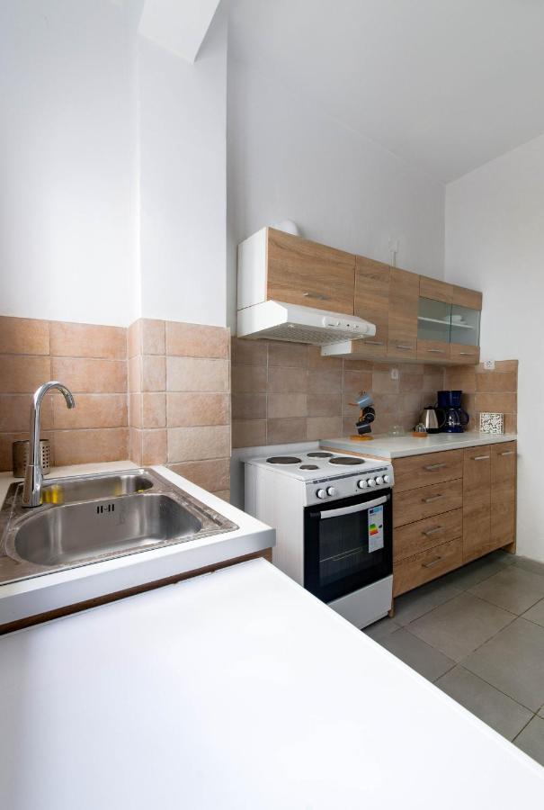 אתונה New Renovated 1B Apartment Close To Historic Center מראה חיצוני תמונה
