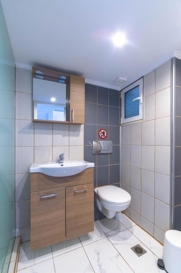 אתונה New Renovated 1B Apartment Close To Historic Center מראה חיצוני תמונה